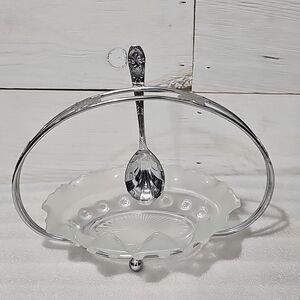 Vintage Made In England Oval Glass 6” Dish Silver Chrome - plated Holder Spoon